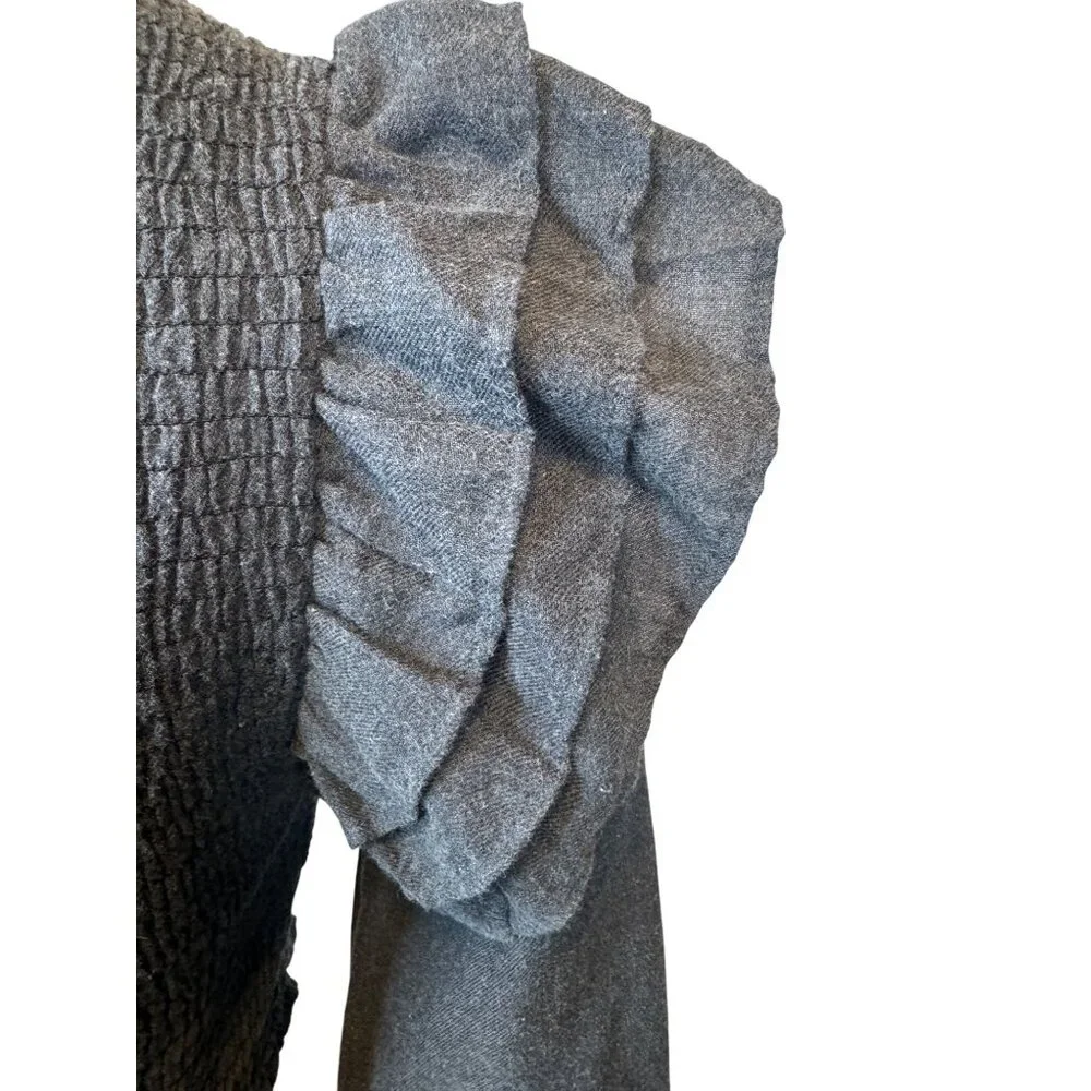2/$30 Zara Gray Smocked Top Small, Ruffle Sleeves, Polyester Cotton Blend